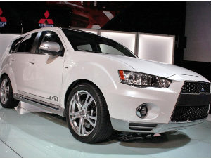 Mitsubishi-Outlander