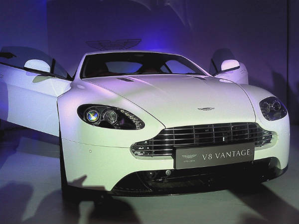 Aston Martin Vantage