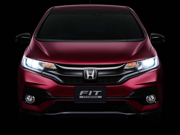 Honda Jazz facelift unveiled in Japan