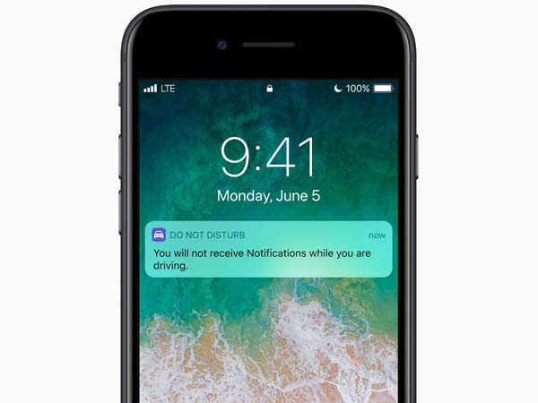 Apple adds simple Wi-Fi sharing in iOS 11