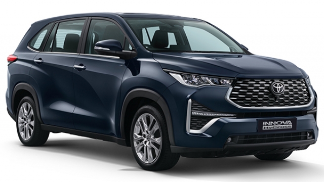 Toyota&nbsp;Innova Hycross