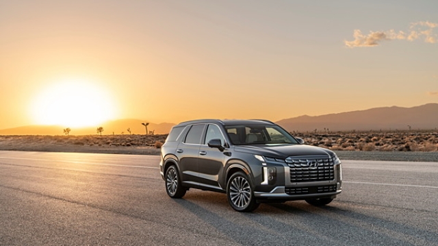 Hyundai Palisade Price in India, Mileage, Images, Specs, Features ...