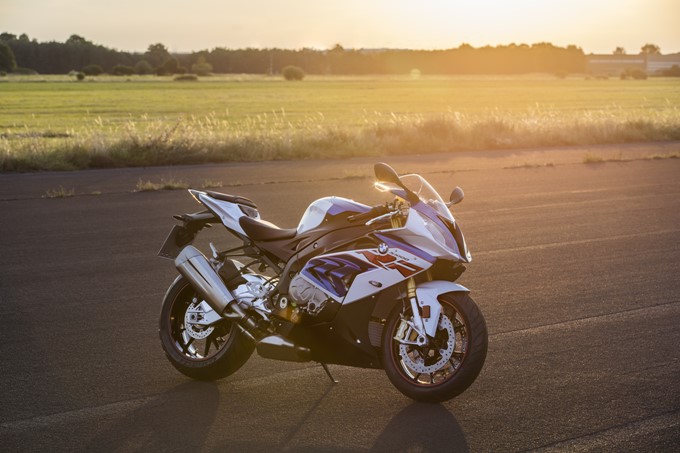 Bmw rr1000s характеристики
