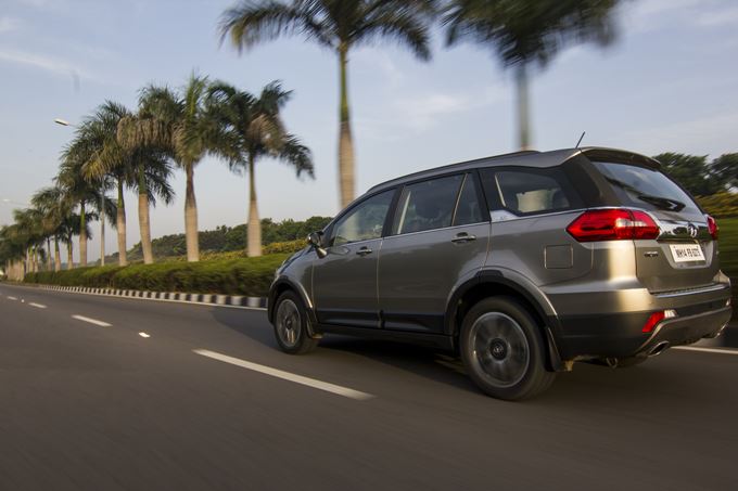 Tata Hexa Images [HD]: Tata Hexa Interior & Exterior Photo Gallery ...