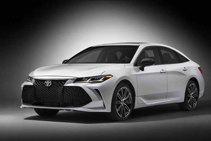 Toyota avalon 2018