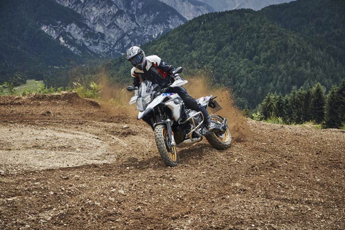 BMW R 1250 GS Images [HD]: Photo Gallery of BMW R 1250 GS - DriveSpark