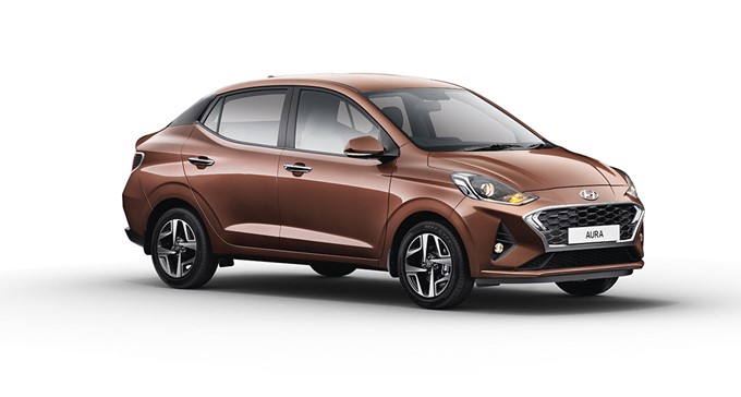 Hyundai Aura Photos