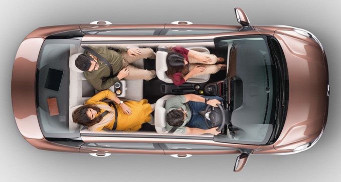 Hyundai Aura Photos