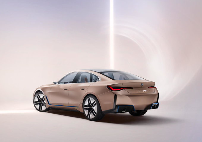 BMW i4 Concept Images [HD]: BMW i4 Concept Interior & Exterior Photo