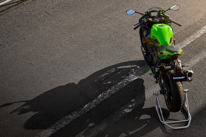 Kawasaki ZX-4R Images [HD]: Photo Gallery of Kawasaki ZX-4R - DriveSpark