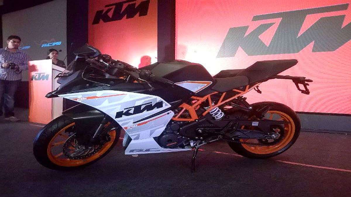 KTM RC 390 và 200 Chọn Mãi Mới Chỉ Với 1 Cú Click!
