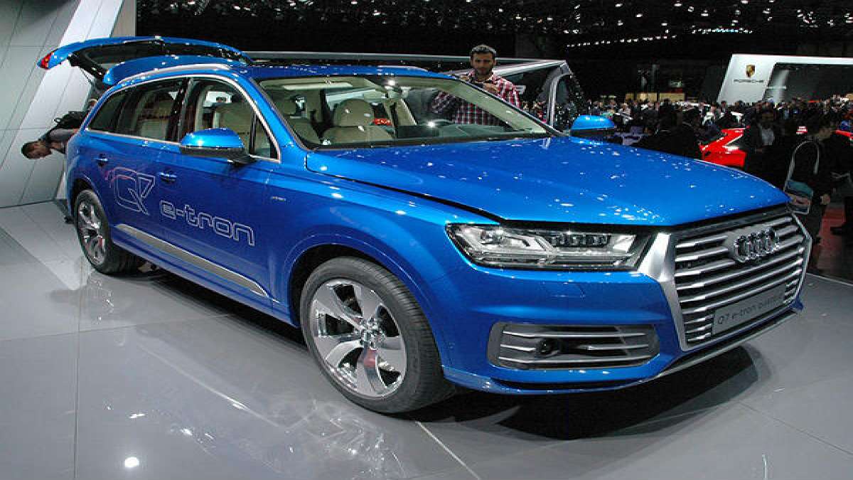 2015 Geneva Motor Show All Electric Audi SUV In Works DriveSpark News