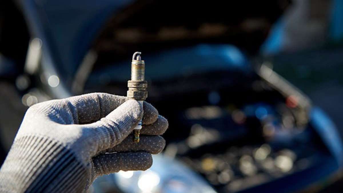 Who Invented The Spark Plug? DriveSpark