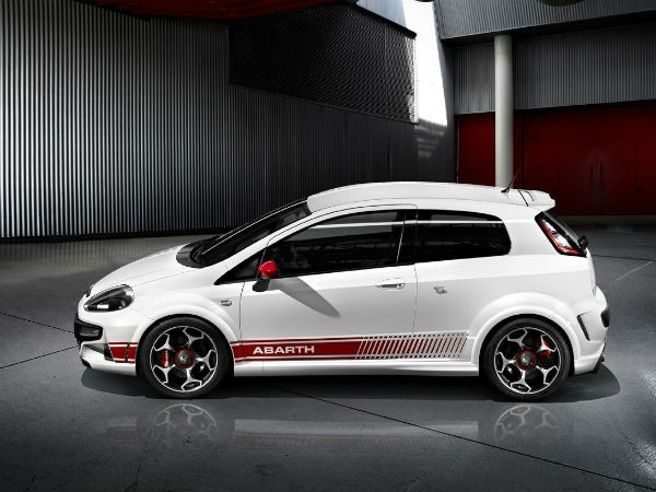 Fiat Punto Abarth Evo Esseesse Spotted In India Drivespark News