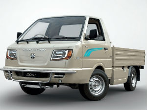 ashok leyland dost passenger van price