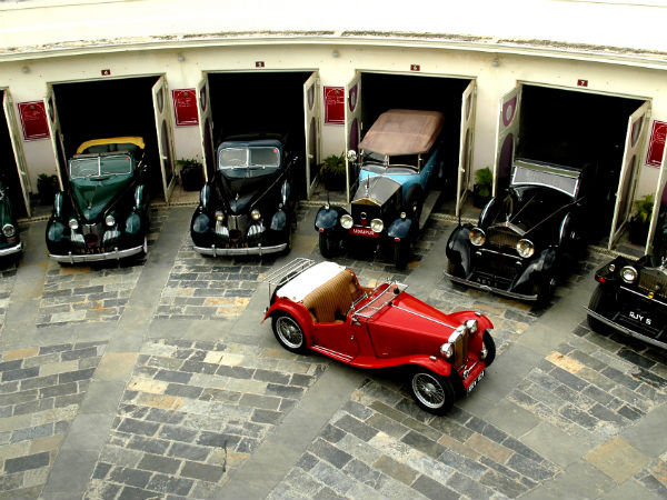 Udaipur’s City Palace Vintage & Classic Car Collection | Off Beat