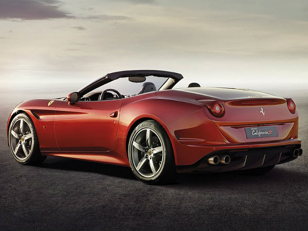 Ferrari California T Dimension & Weight