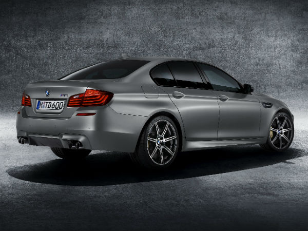 BMW M5 30 Jahre Edition: Rear