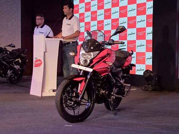 pulsar as 200 seat height