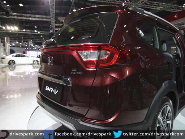 Honda BR-V Interior And Exterior Image Gallery - DriveSpark News