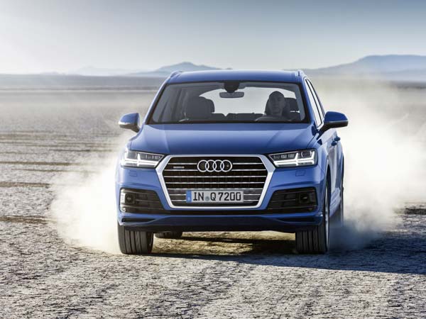 2017 Audi Q7 Recalled - DriveSpark News