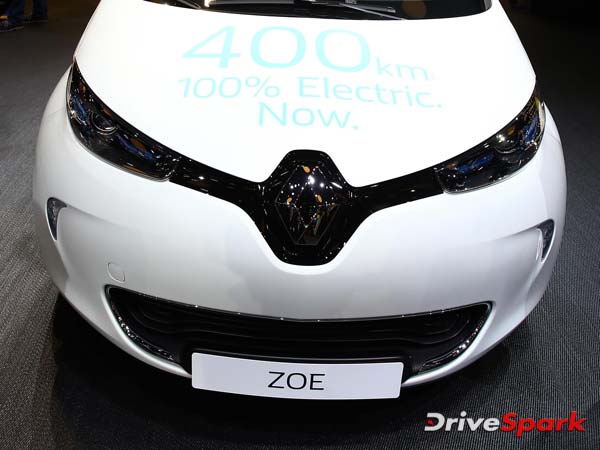 2016 Paris Motor Show: Renault Zoe Facelift Revealed