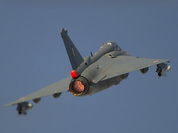 Top 10 Indian Air Force Aircraft In 2016 — Ready To Take Up Any Challenge