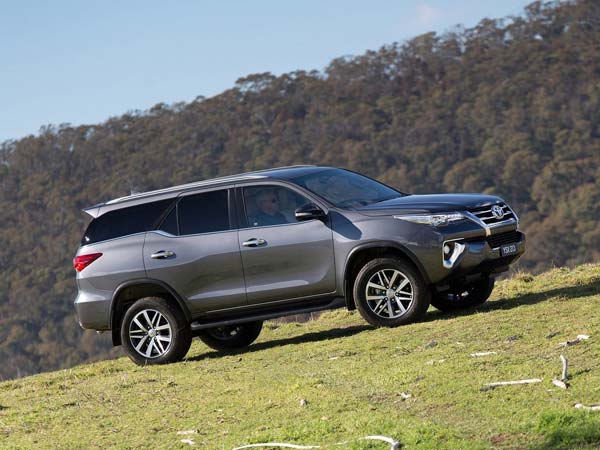 Toyota dubai fortuner
