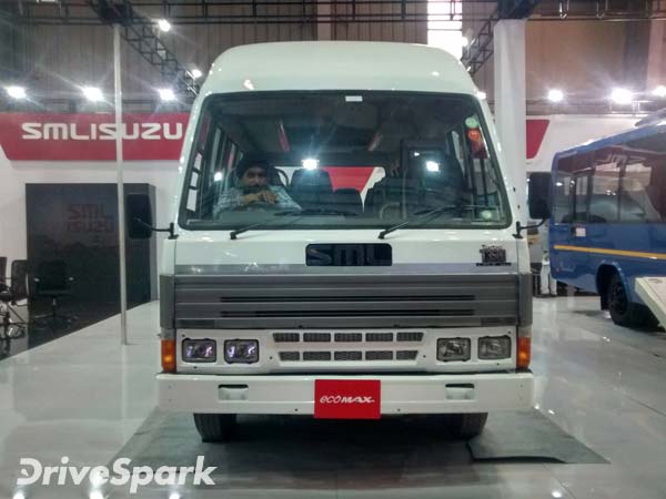 Busworld India 2016: SML Isuzu Launches New Buses For Corporate And Tour Class