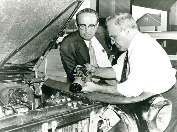 Did You Know Cruise Control Was Invented By A Blind Person — Here Are Cars With Cruise Control