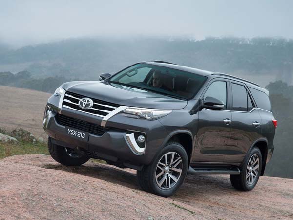 Toyota dubai fortuner