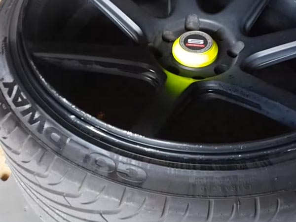 Upsizing Your Vehicle’s Tyres? Here Are The Pros And Cons