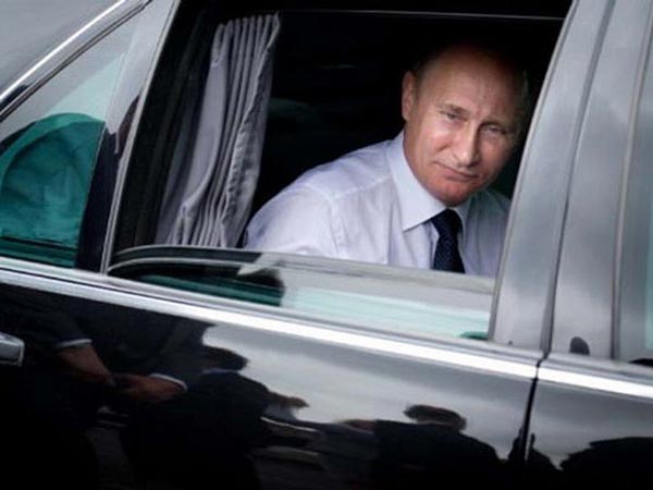 Vladimir Putin's Mercedes Limousine Is Up For Grabs For A Whopping $1.3 Million