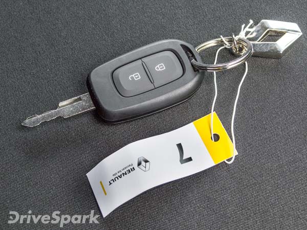 Renault Kwid Is The Most Searched Car In Google Drivespark News