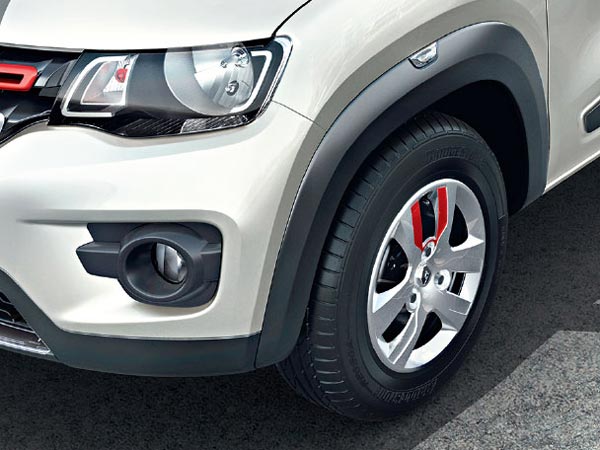 16-1484546810-renault-kwid-live-for-more-edition-launched-11.jpg