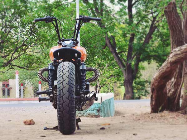 modified bajaj avenger 220 by ornithopter moto design modified bajaj avenger 220 by ornithopter moto design