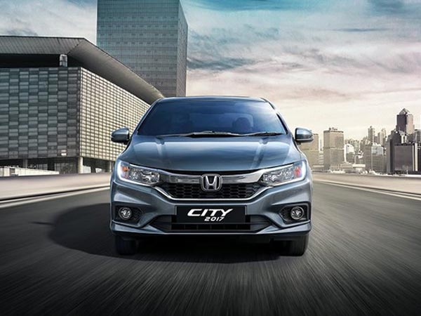 Comparison: 2017 Honda City Facelift vs. Old Honda City