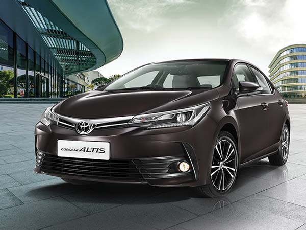 2017 Toyota Corolla Altis Launched In India — Prices Start At Rs 15.87 Lakh