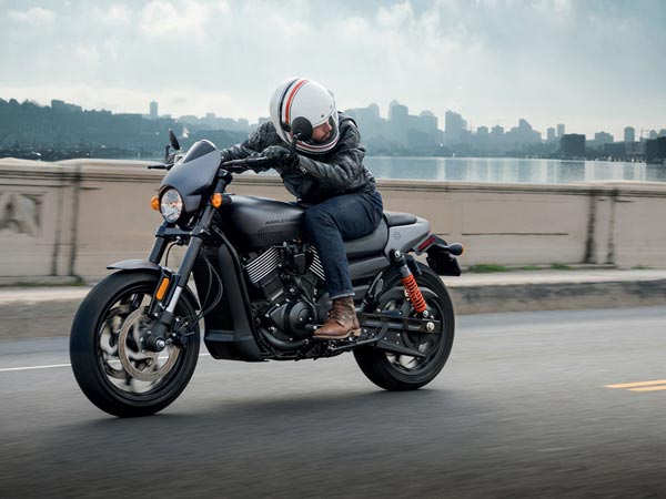 Castrol India Launches New Engine Oil For Cruiser Motorcycles