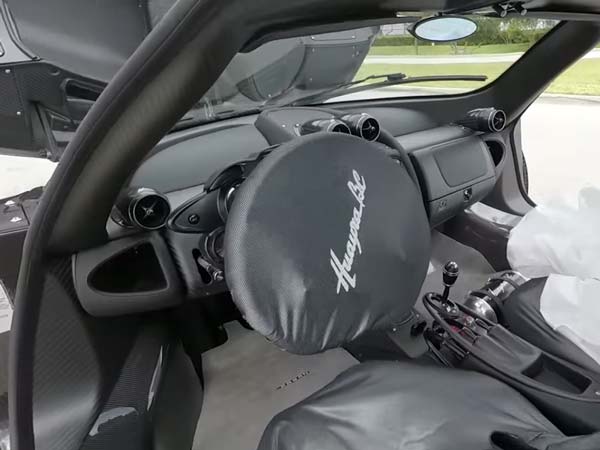 This Is How Pagani Delivers The Huayra BC To Its Customer