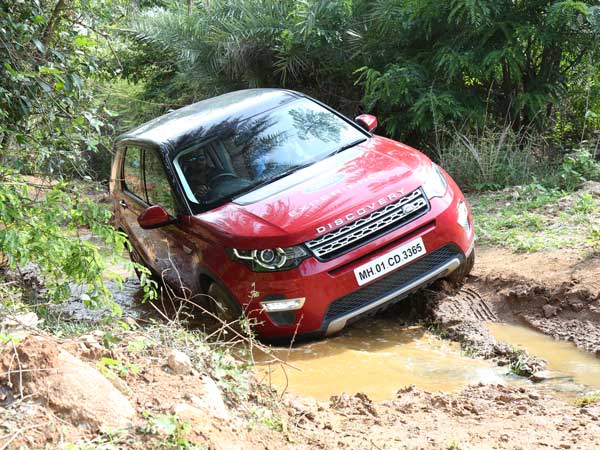 Land Rover Discovery Sport Off-Road Capabilities Explored
