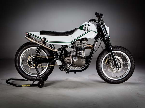 Royal Enfield Continental Gt Modified As A Flat Tracker Drivespark Royal Enfield Continental Gt Modified As A Flat Tracker Drivespark