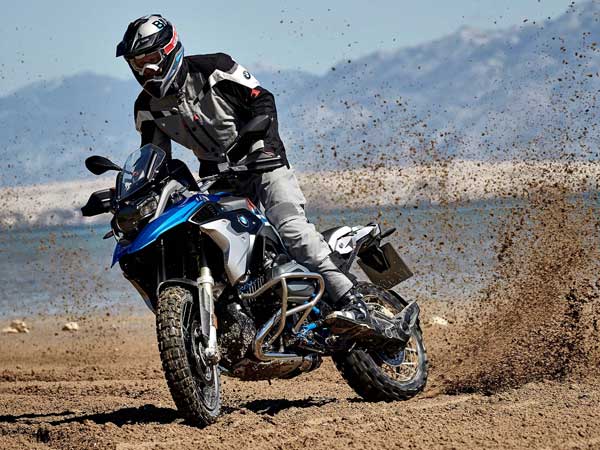 BMW Motorrad Recalls Seven Models For Reflector Issues - DriveSpark News