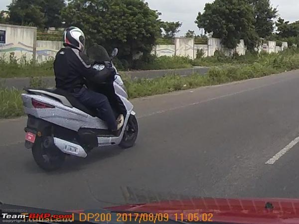 Benelli Zafferano 250 Scooter Spotted Testing In India Benelli Zafferano 250 Scooter Spotted Testing In India