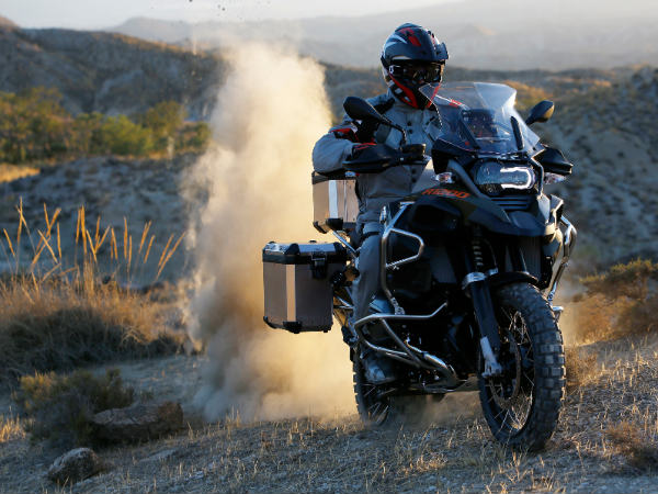 BMW Motorrad Recalls Seven Models For Reflector Issues - DriveSpark News