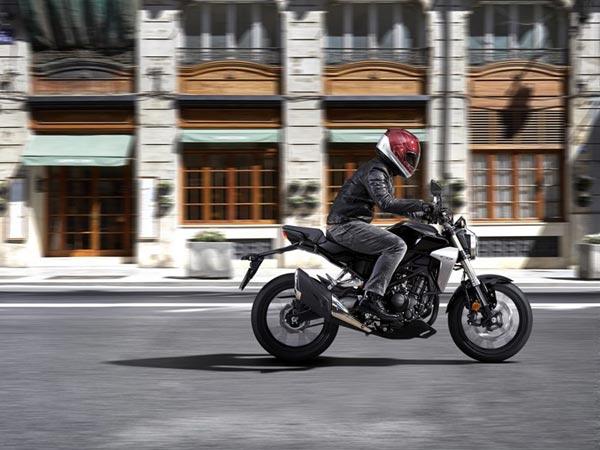 EICMA 2017: Honda CB 300R Revealed