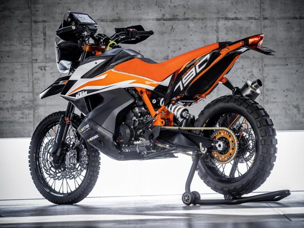 EICMA 2017: KTM 790 Adventure Prototype Revealed