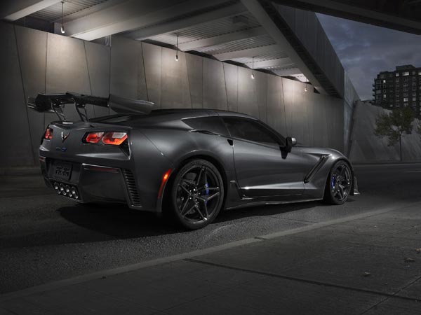 2019 Chevrolet Corvette ZR1 Revealed; Boasts Of 754Bhp