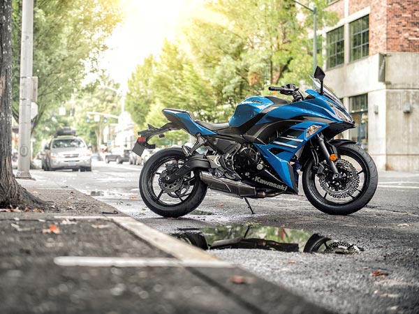 Kawasaki Ninja 650 Blue Colour Launched In India; Launch ...