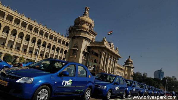 Mahindra Electric Delivers First Batch Of 50 eVerito Electric Vehicles